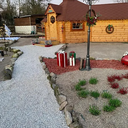 Santa Kota, Christmas Alpesi faház