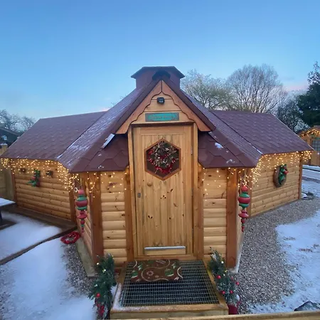 Chalet Santa Kota, Christmas